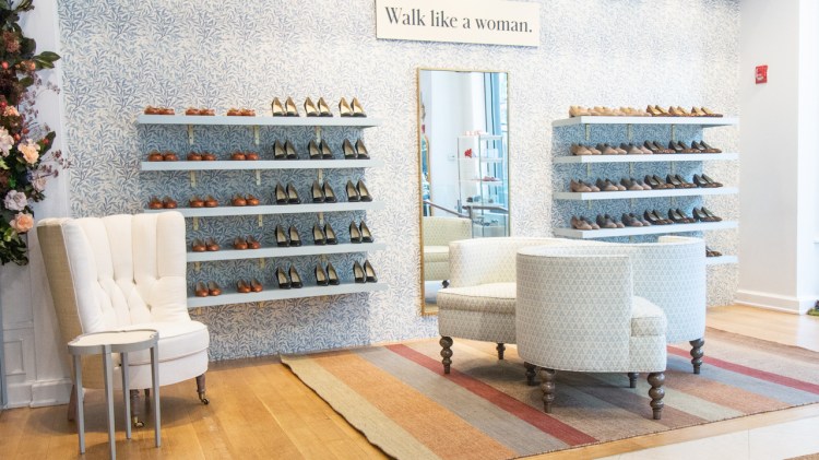 The header image features a shot of the Sarah Flint Pop Up.
