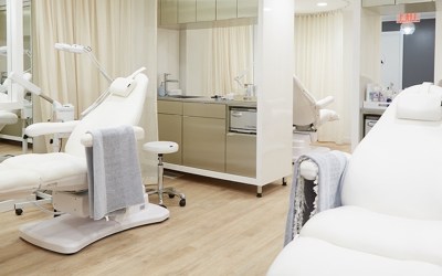 Would you take nutrition advice from your facial spa? Silver Mirror Facial Bar seems to think so